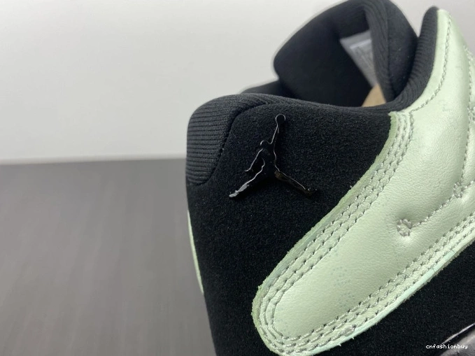 13 Air Single's Retro Jordan DM0803-300 (2021) Day Low 0811